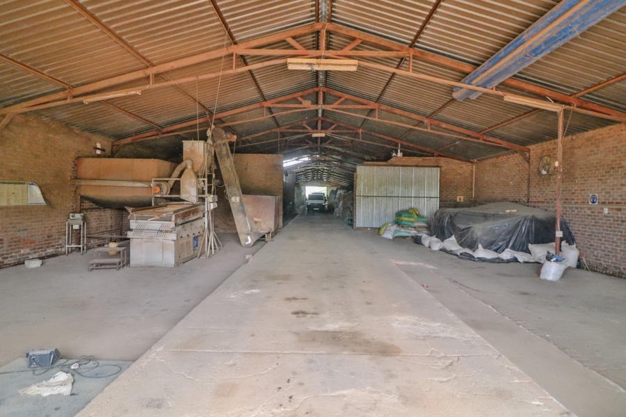 Commercial Property for Sale in Lusthof Gauteng