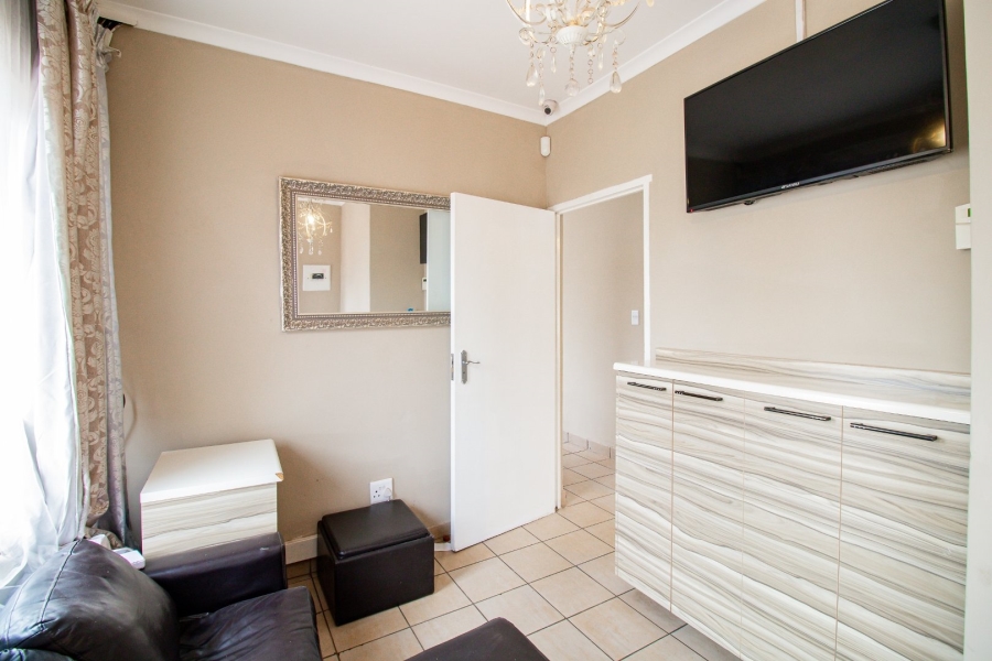 Commercial Property for Sale in Aston Manor Gauteng