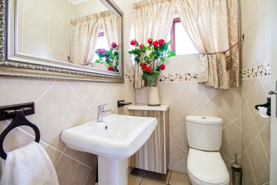 Commercial Property for Sale in Aston Manor Gauteng