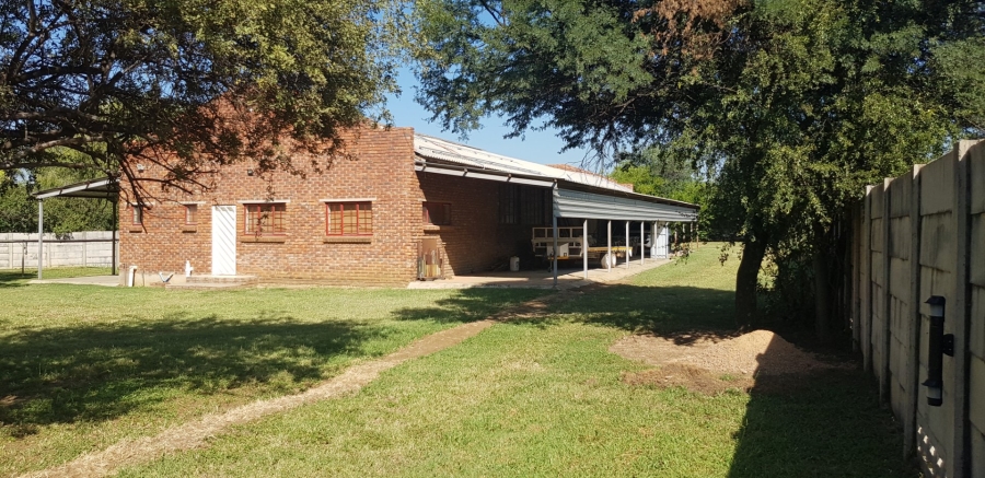 4 Bedroom Property for Sale in Swacina Park A H Gauteng