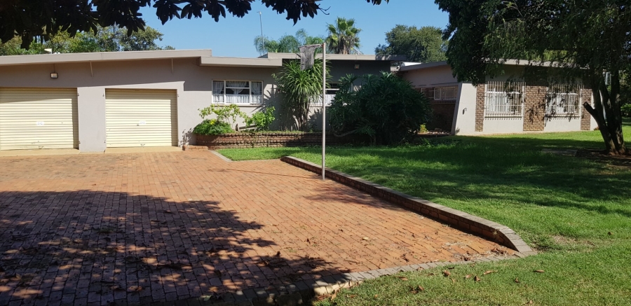 4 Bedroom Property for Sale in Swacina Park A H Gauteng