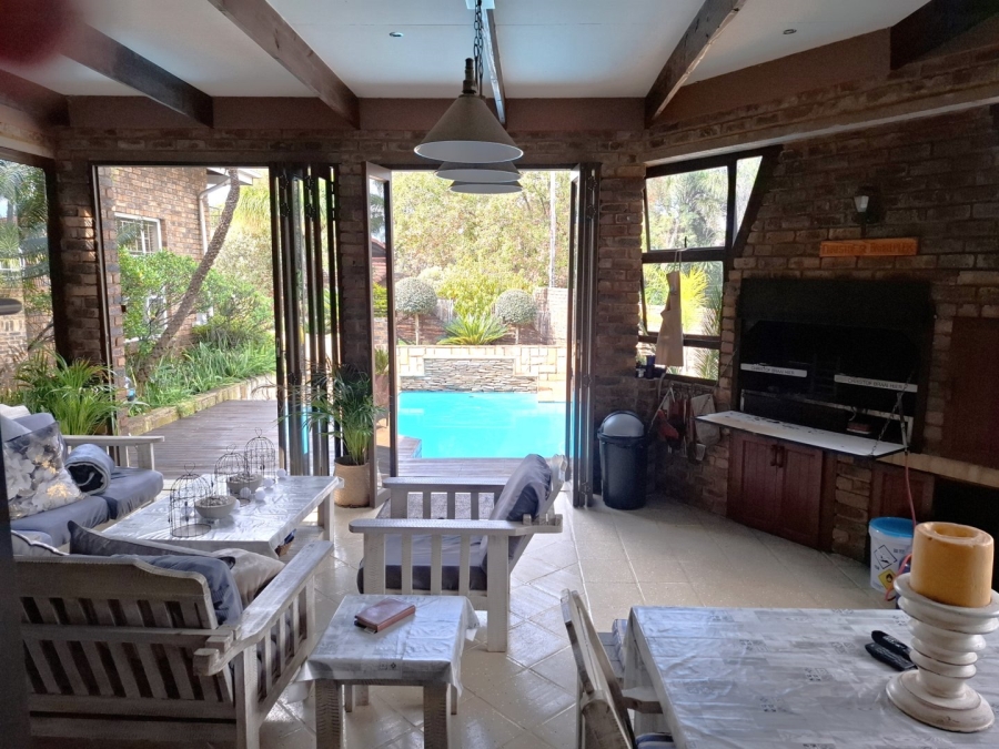 5 Bedroom Property for Sale in Eldoraigne Gauteng