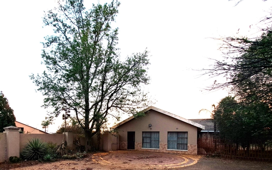 Commercial Property for Sale in Houtkop A H Gauteng