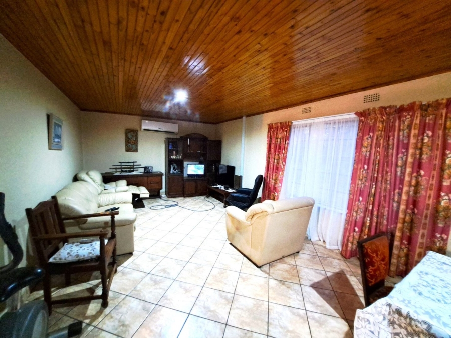 Commercial Property for Sale in Houtkop A H Gauteng