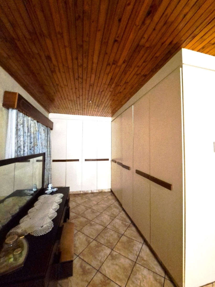 Commercial Property for Sale in Houtkop A H Gauteng