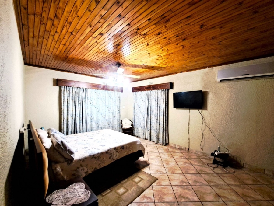 Commercial Property for Sale in Houtkop A H Gauteng