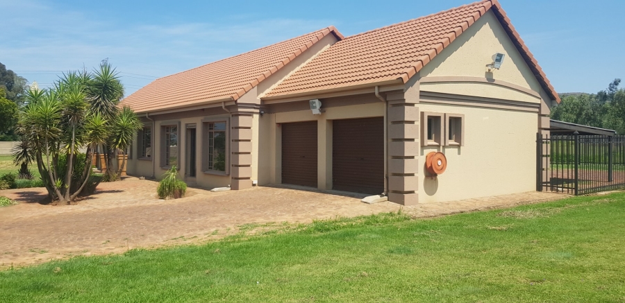 Commercial Property for Sale in Andeon AH Gauteng