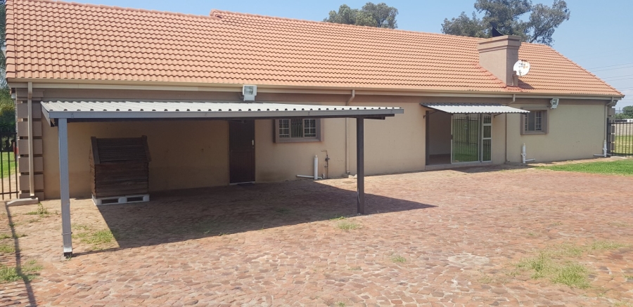 Commercial Property for Sale in Andeon AH Gauteng