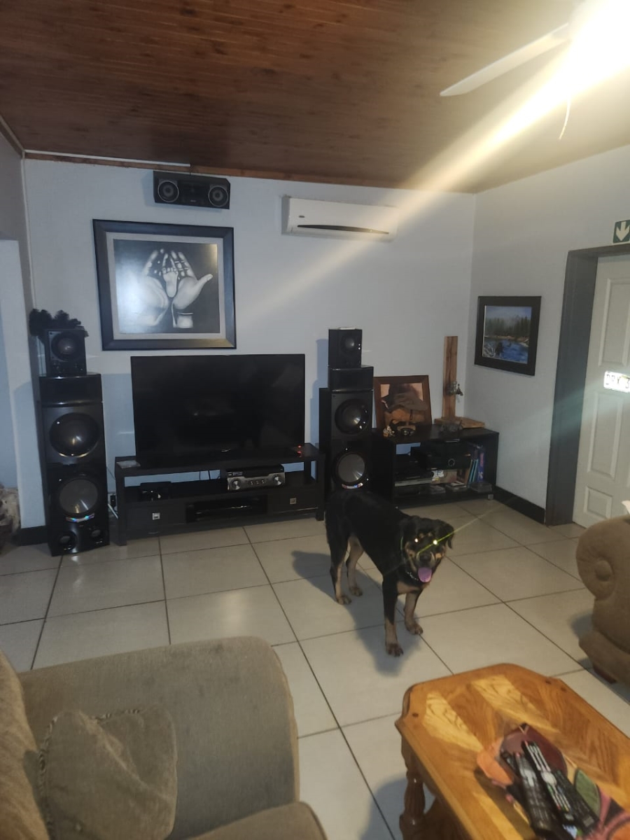 Commercial Property for Sale in Swacina Park A H Gauteng