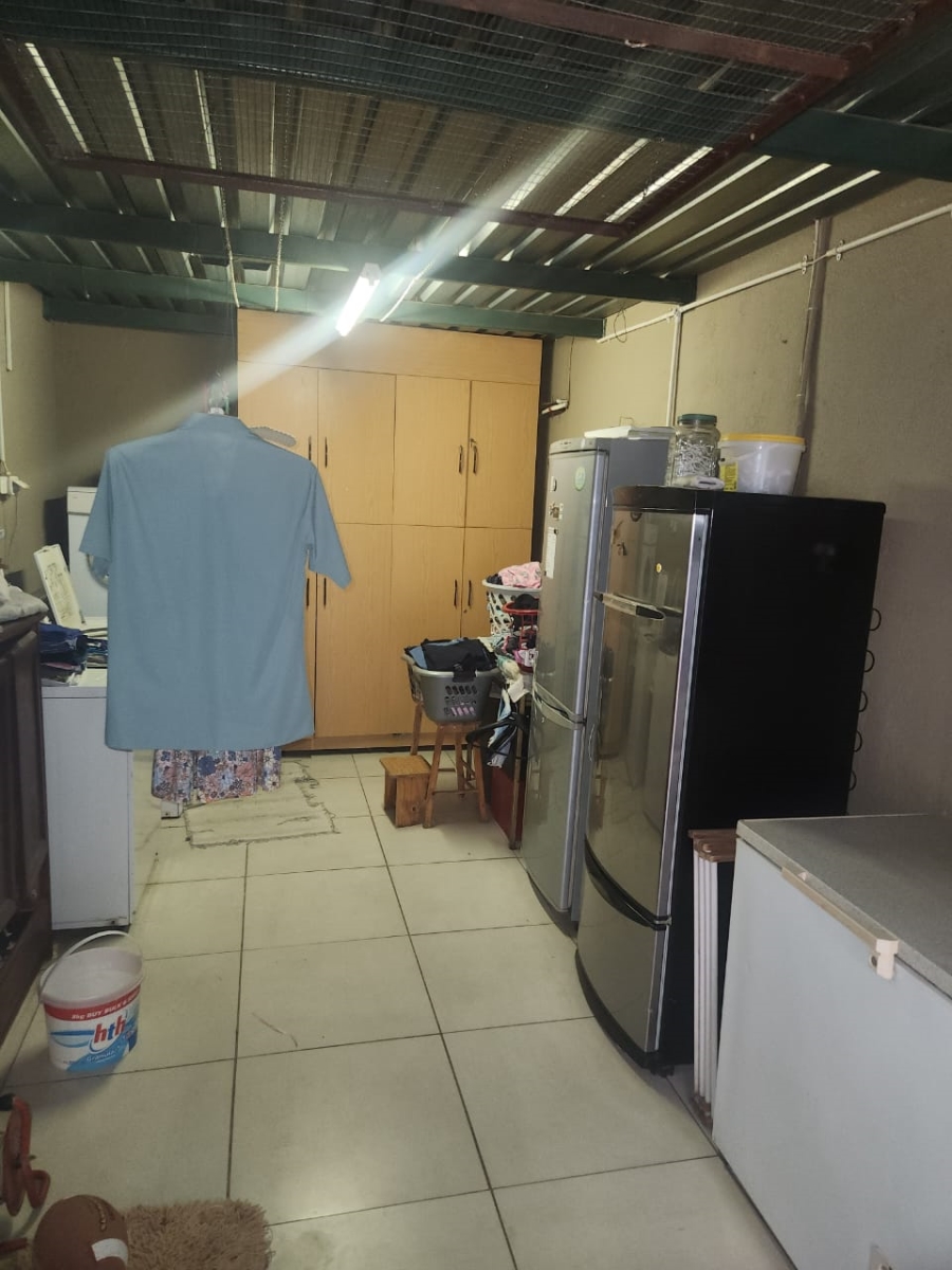 Commercial Property for Sale in Swacina Park A H Gauteng