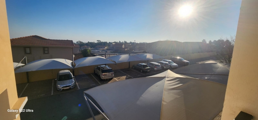 To Let 2 Bedroom Property for Rent in Carlswald Gauteng