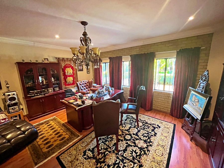 Commercial Property for Sale in Raslouw Gauteng