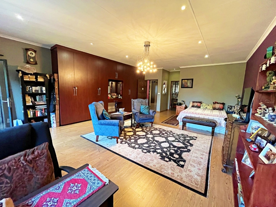 Commercial Property for Sale in Raslouw Gauteng