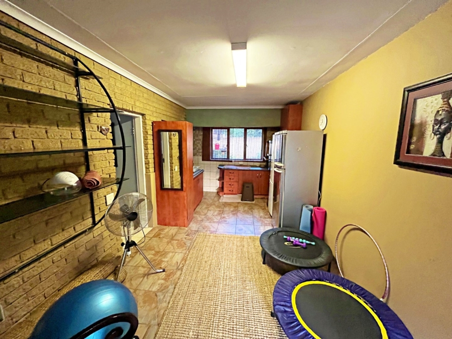 Commercial Property for Sale in Raslouw Gauteng
