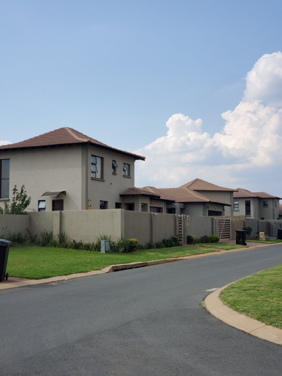 Commercial Property for Sale in Halfway House Gauteng