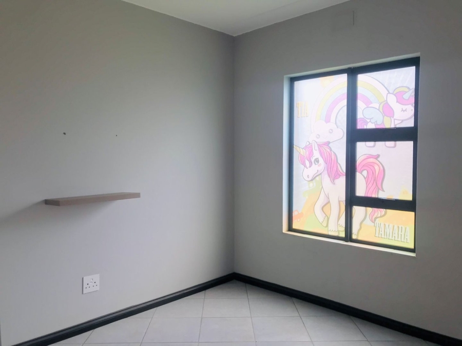 To Let 2 Bedroom Property for Rent in Norton Home Estate AH Gauteng