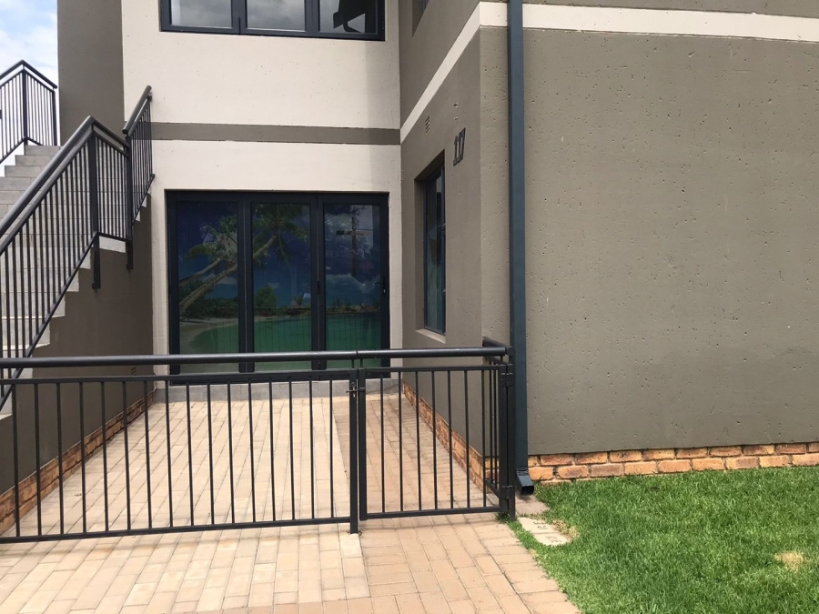 To Let 2 Bedroom Property for Rent in Norton Home Estate AH Gauteng