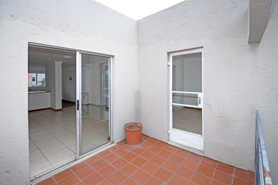 1 Bedroom Property for Sale in Ferndale Gauteng