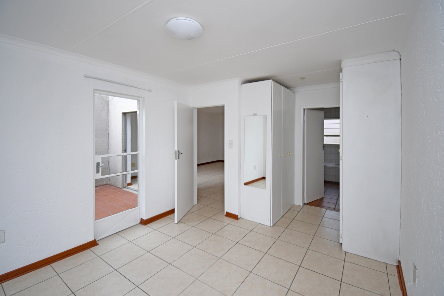 1 Bedroom Property for Sale in Ferndale Gauteng