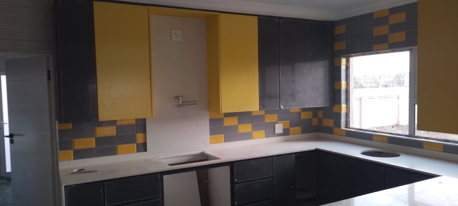 4 Bedroom Property for Sale in Helderwyk Gauteng