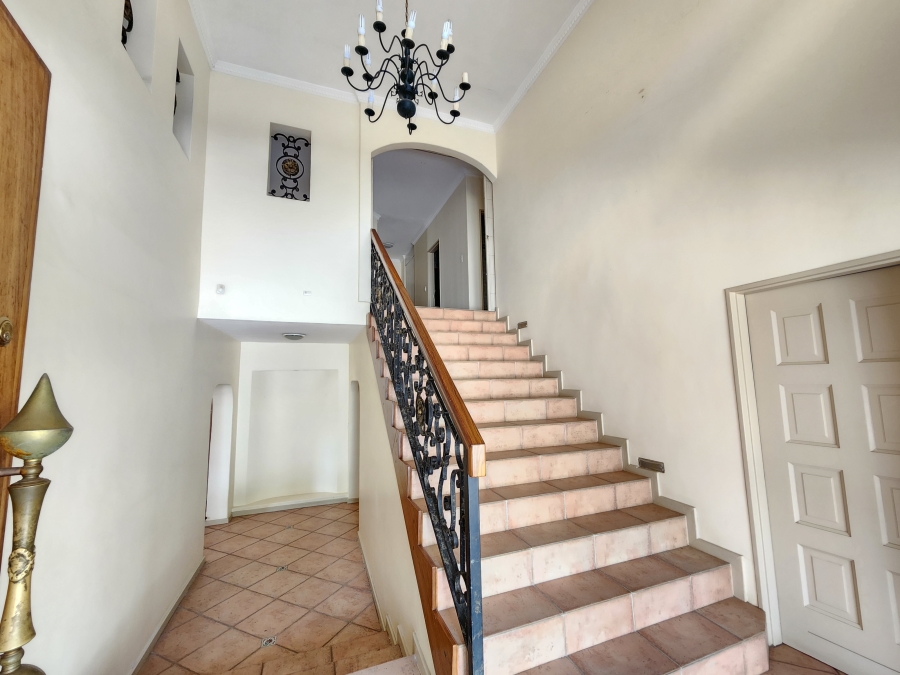 5 Bedroom Property for Sale in Waterkloof Park Gauteng