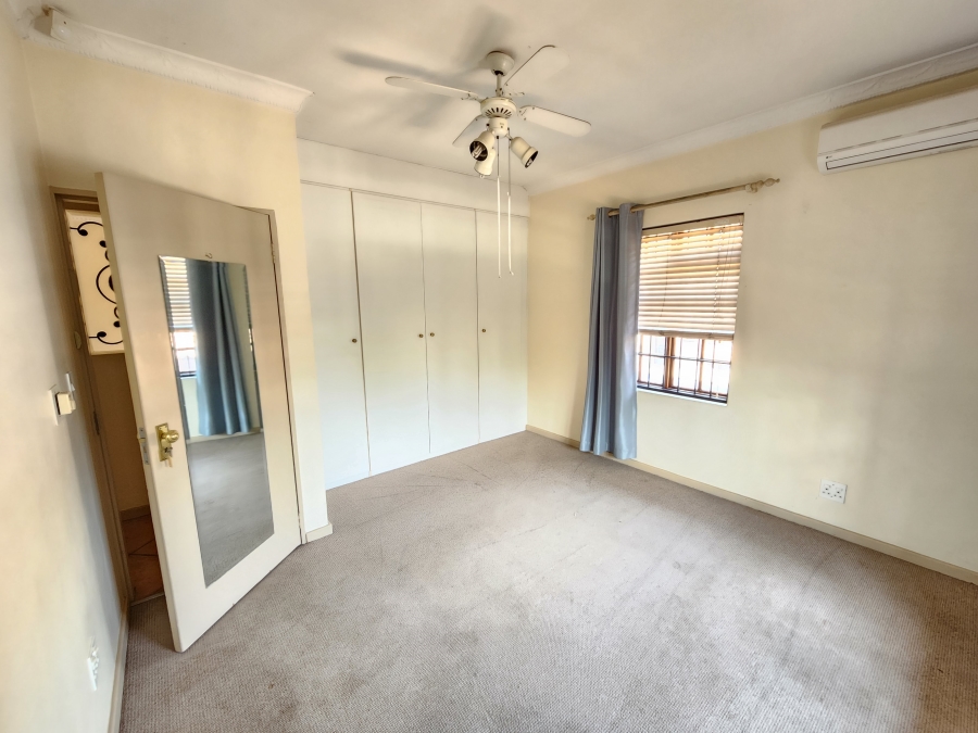 5 Bedroom Property for Sale in Waterkloof Park Gauteng