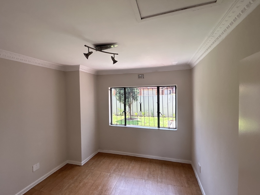 4 Bedroom Property for Sale in Spruit View Gauteng