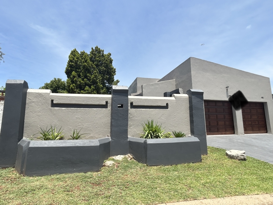 4 Bedroom Property for Sale in Spruit View Gauteng