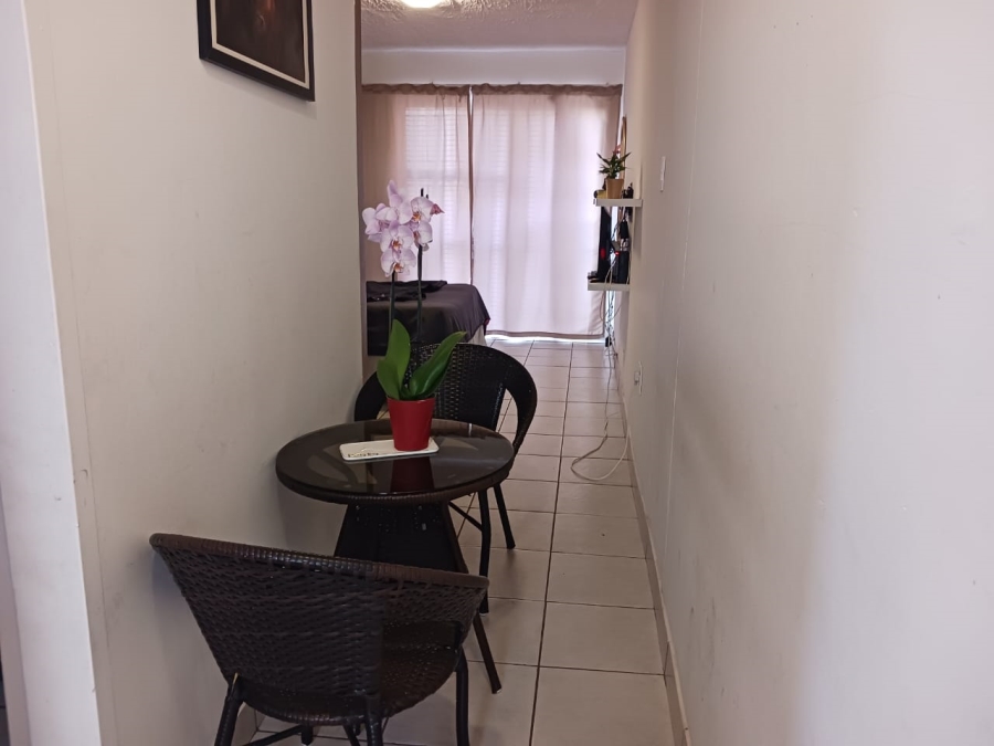1 Bedroom Property for Sale in Silverton Gauteng