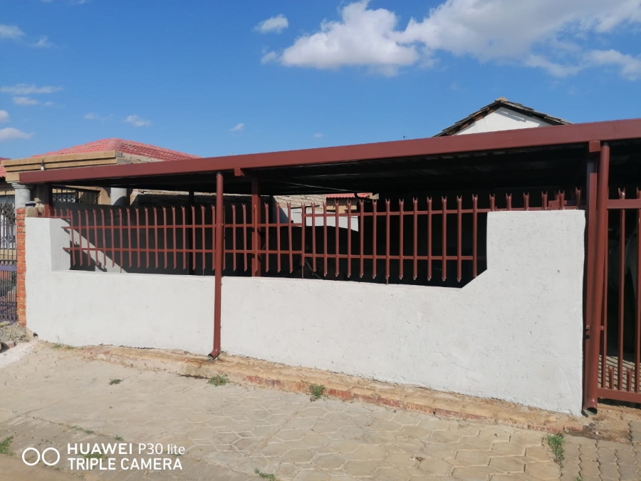 3 Bedroom Property for Sale in Nellmapius Gauteng