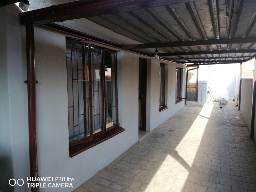 3 Bedroom Property for Sale in Nellmapius Gauteng