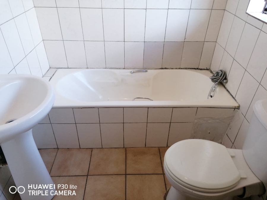 3 Bedroom Property for Sale in Nellmapius Gauteng