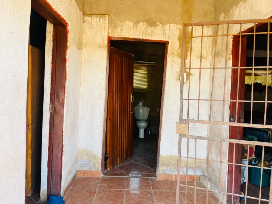 2 Bedroom Property for Sale in Soshanguve T Gauteng