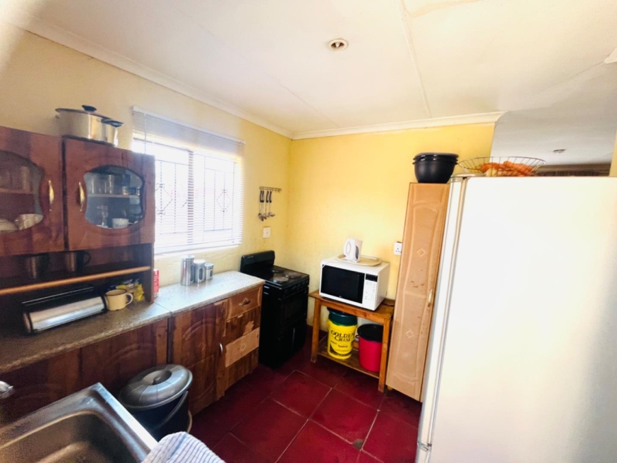 2 Bedroom Property for Sale in Soshanguve VV Gauteng