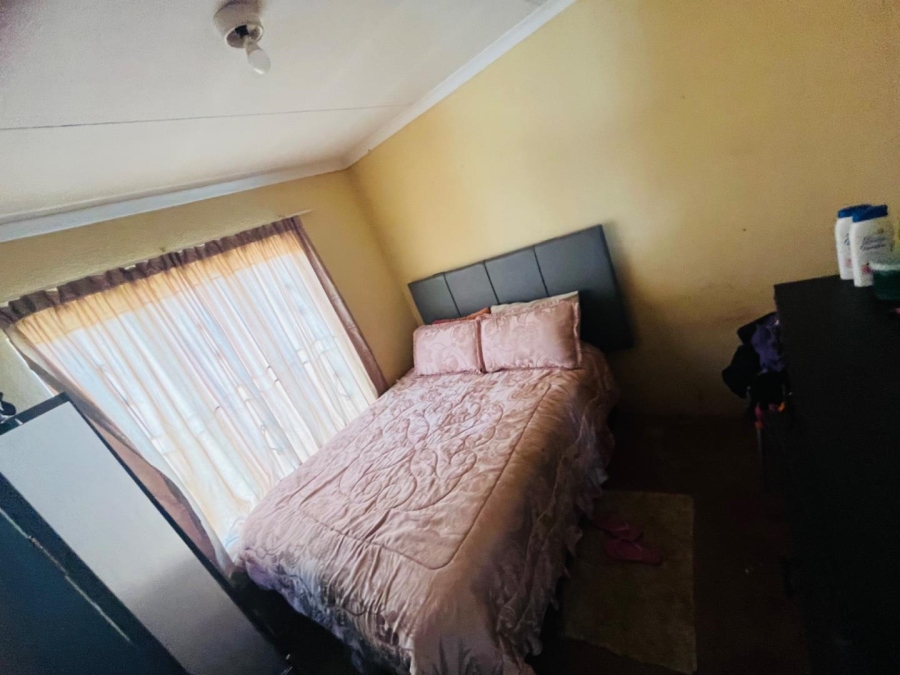 2 Bedroom Property for Sale in Soshanguve VV Gauteng