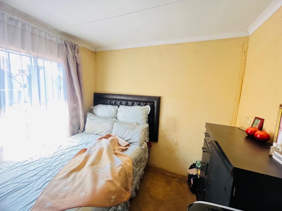 2 Bedroom Property for Sale in Soshanguve VV Gauteng