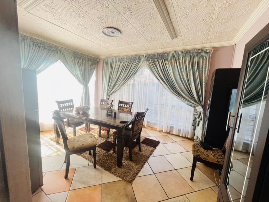4 Bedroom Property for Sale in Soshanguve R Gauteng