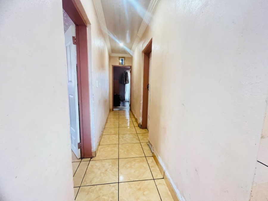 4 Bedroom Property for Sale in Soshanguve R Gauteng