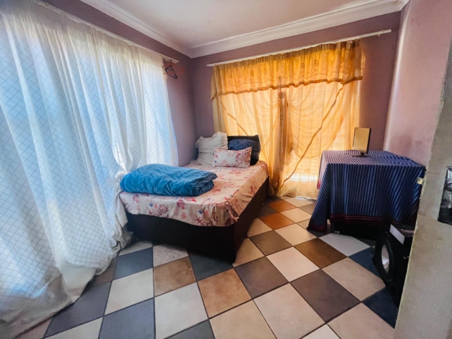 4 Bedroom Property for Sale in Soshanguve R Gauteng