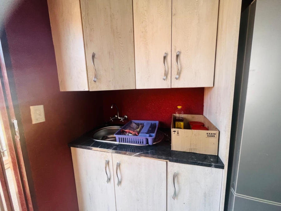 2 Bedroom Property for Sale in Soshanguve A Gauteng