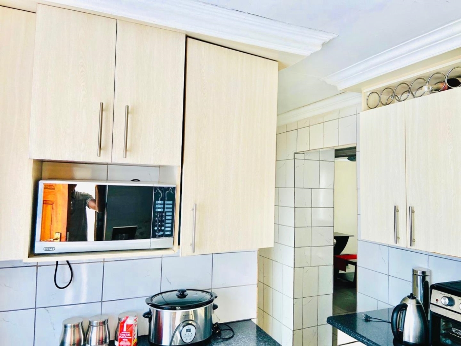 3 Bedroom Property for Sale in Soshanguve JJ Gauteng