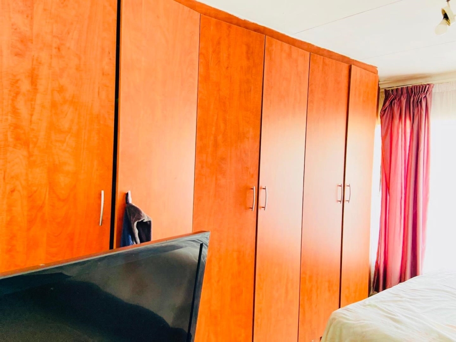 3 Bedroom Property for Sale in Soshanguve JJ Gauteng