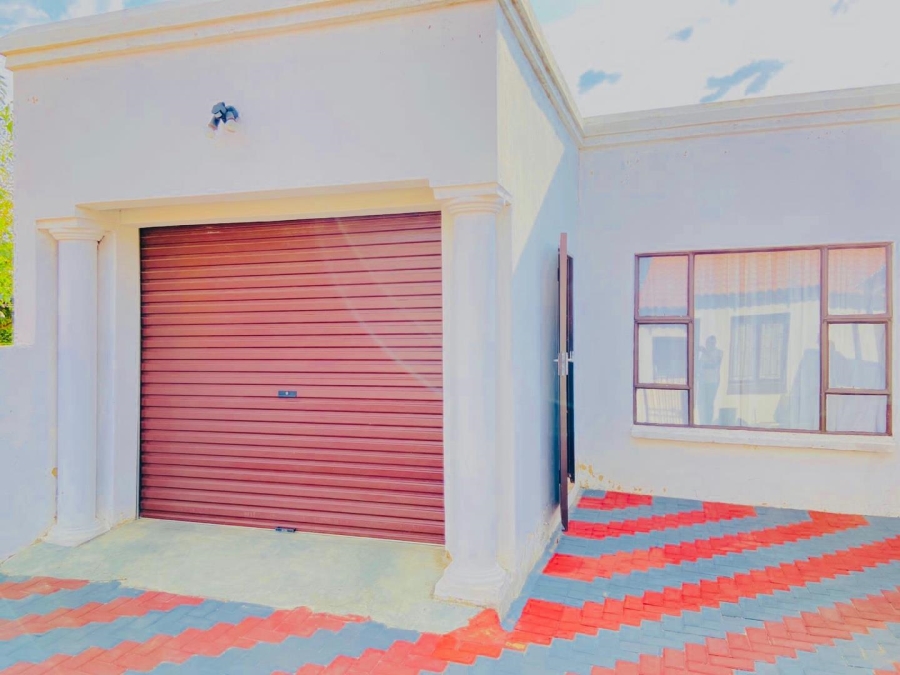 3 Bedroom Property for Sale in Soshanguve JJ Gauteng