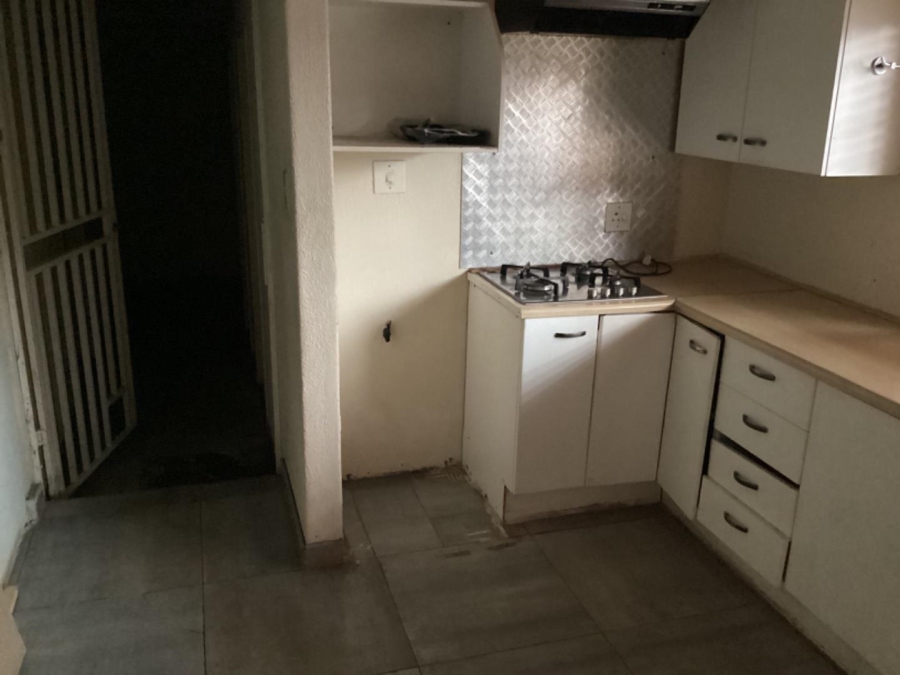 4 Bedroom Property for Sale in Groblerpark Gauteng