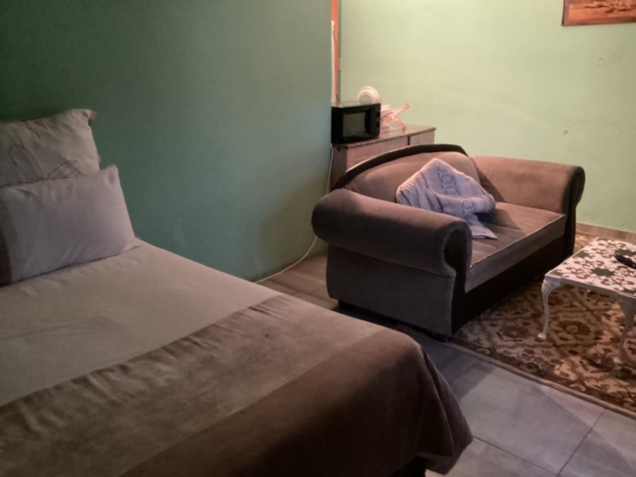 4 Bedroom Property for Sale in Groblerpark Gauteng