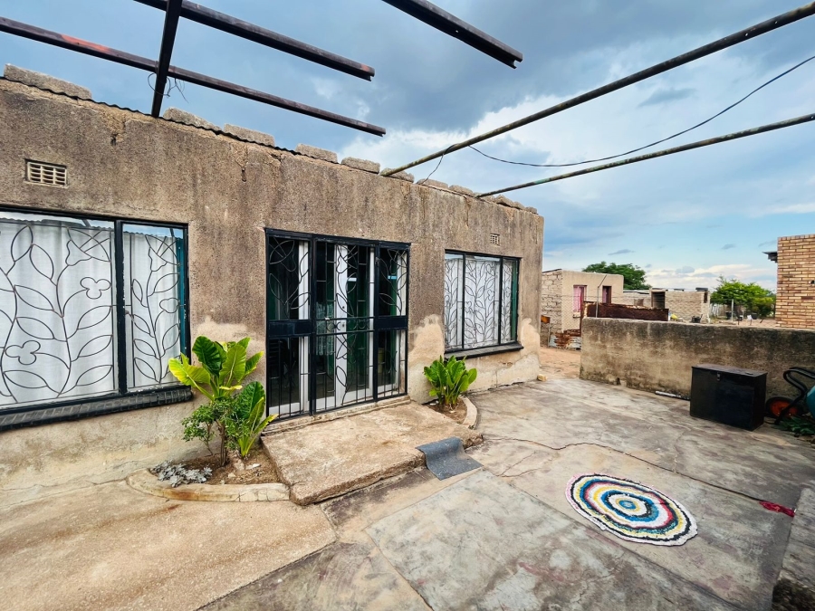 2 Bedroom Property for Sale in Soshanguve W Gauteng