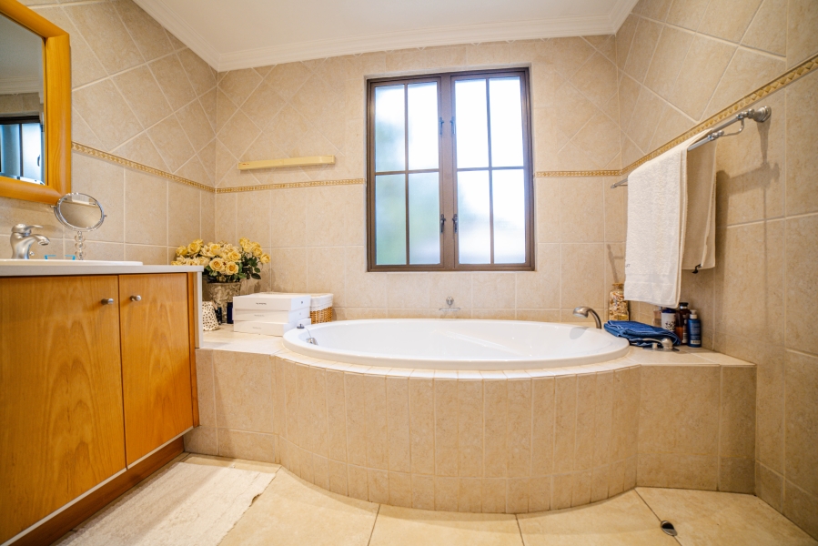 4 Bedroom Property for Sale in Dainfern Golf Estate Gauteng