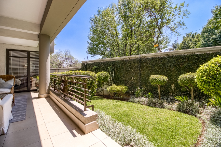 4 Bedroom Property for Sale in Hurlingham Gauteng