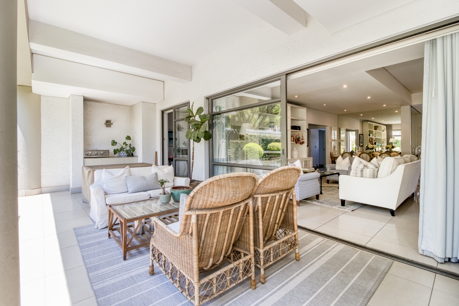 4 Bedroom Property for Sale in Hurlingham Gauteng