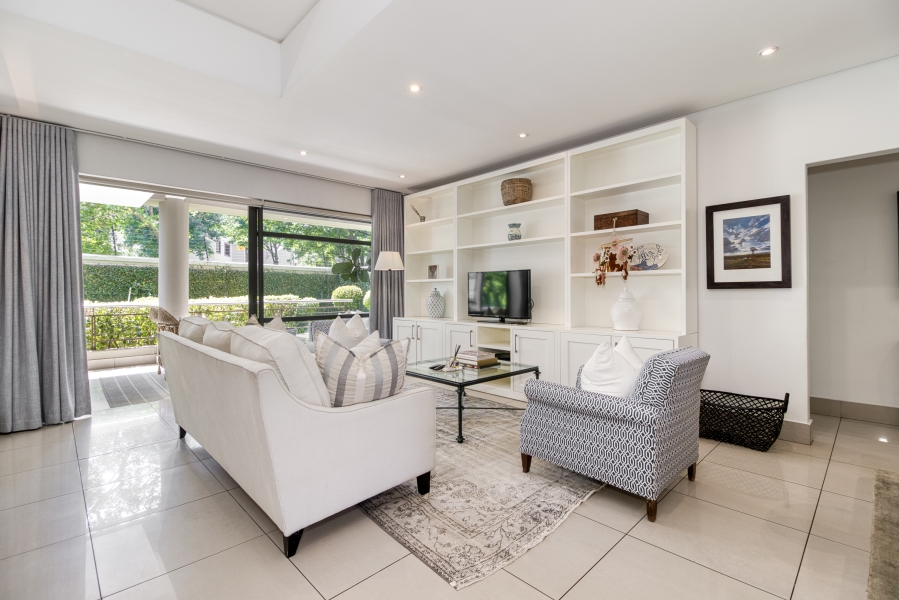 4 Bedroom Property for Sale in Hurlingham Gauteng